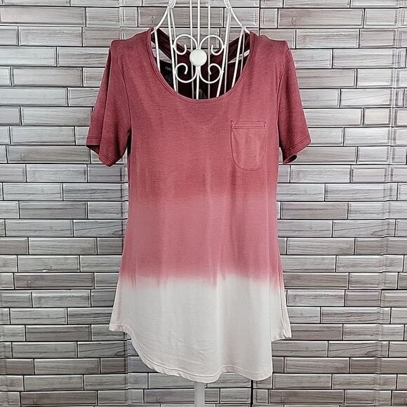 Rue 21 T-shirt Size  M - Picture 1 of 11